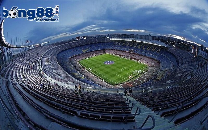 Khoảnh khắc lịch sử cùng Camp Nou